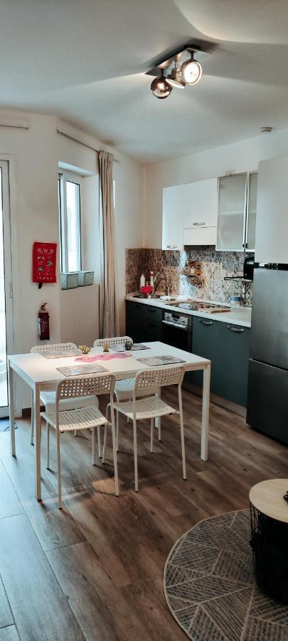 Getaway Suites Apartment Ксленди Екстериор снимка